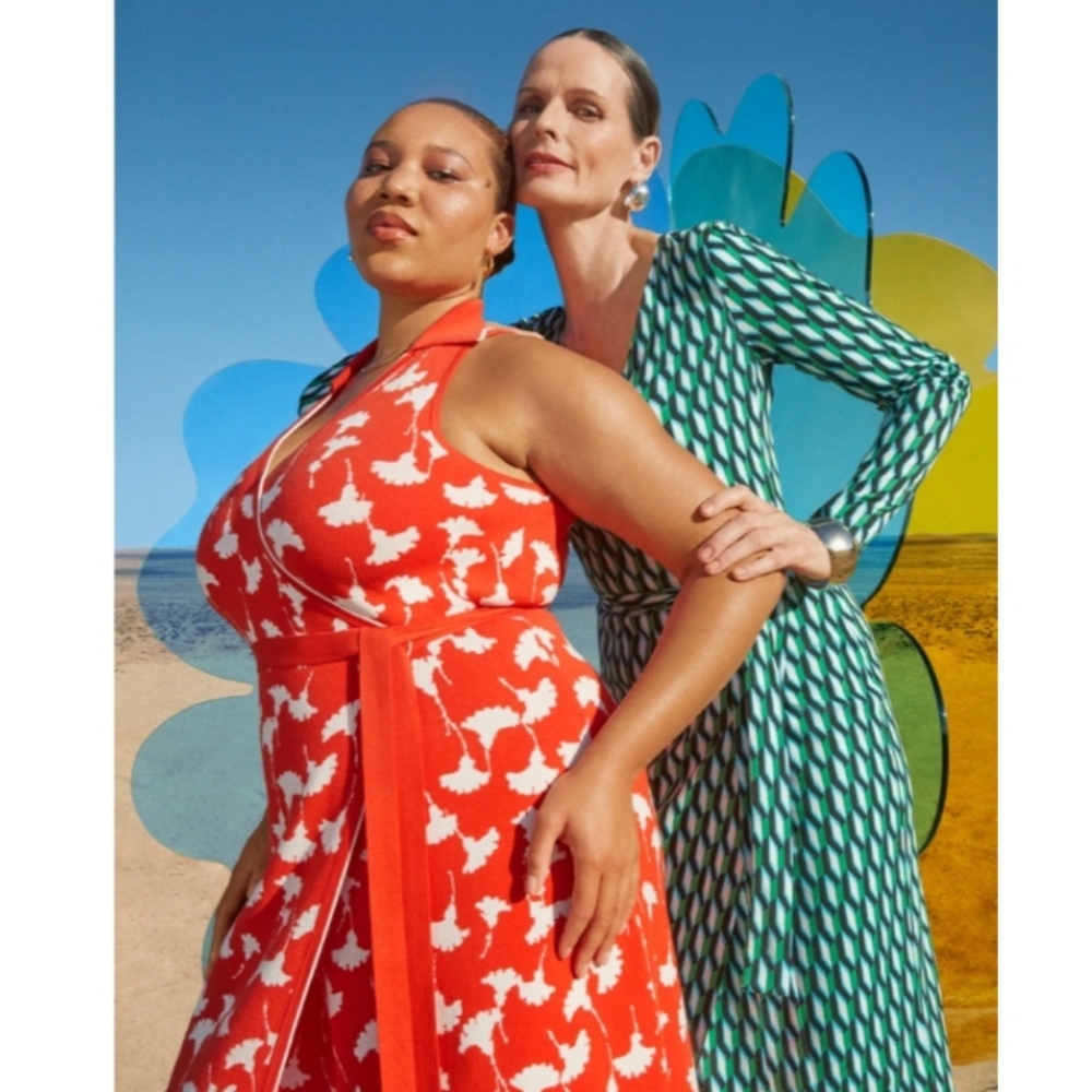 Diane Von Furstenberg Bold Print Midi Wrap Dress‎